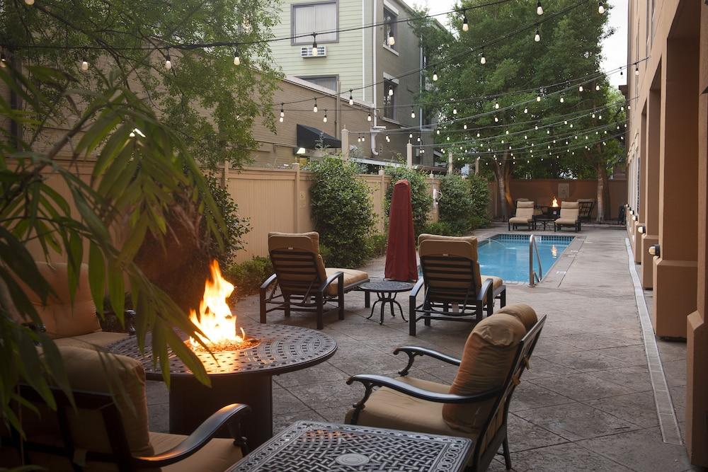 Hampton Inn New Orleans/St.Charles Ave Екстериор снимка