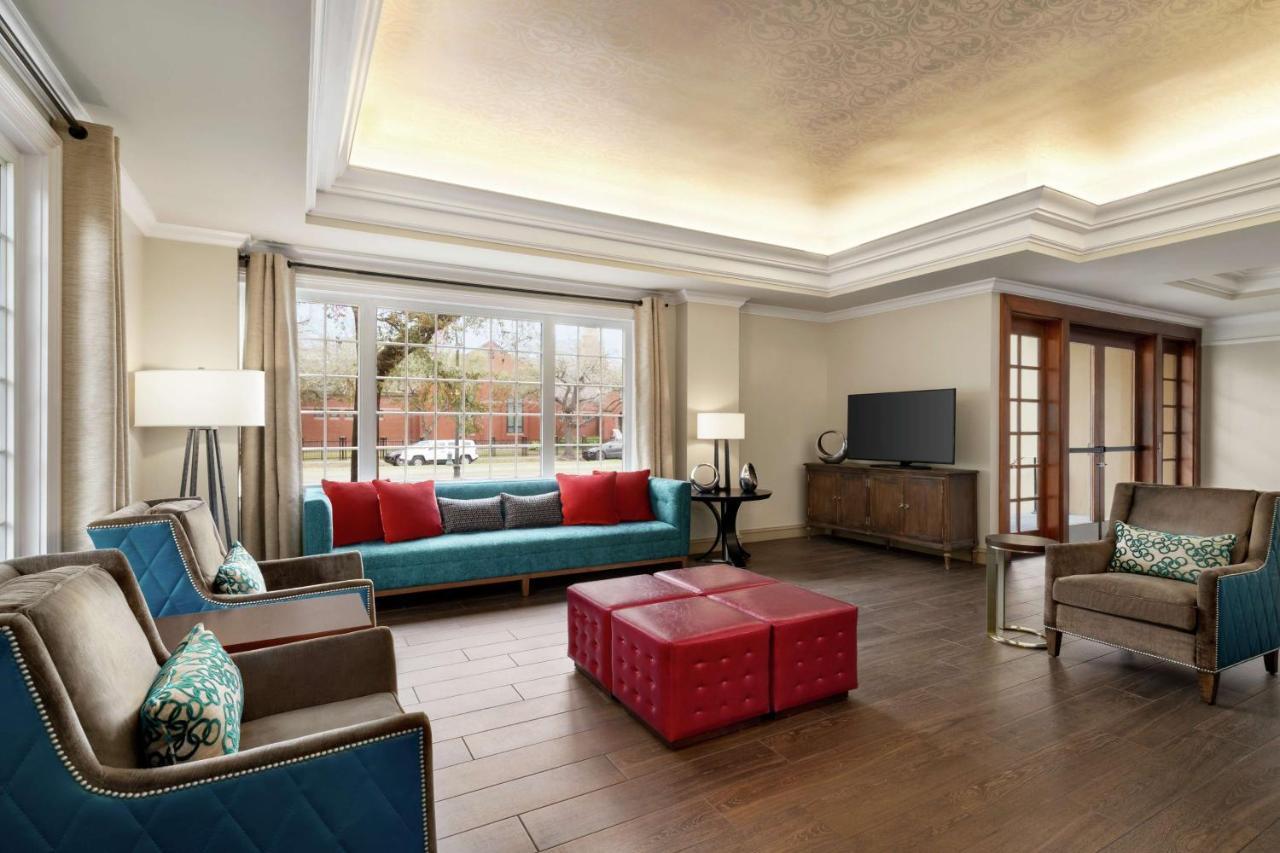 Hampton Inn New Orleans/St.Charles Ave Екстериор снимка
