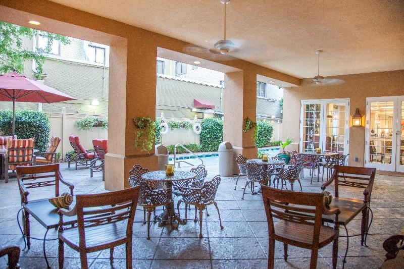 Hampton Inn New Orleans/St.Charles Ave Екстериор снимка